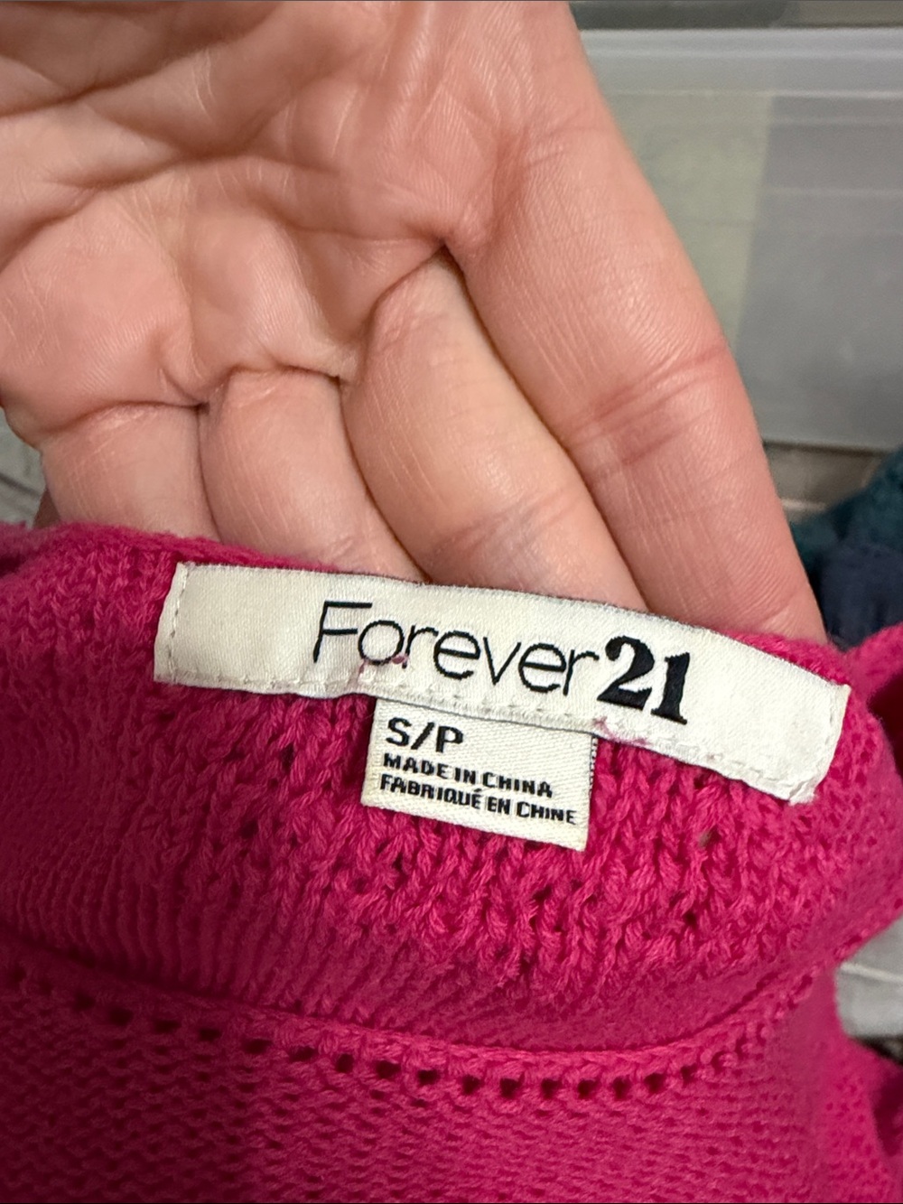 Pink sweater - Picture 2 of 2
